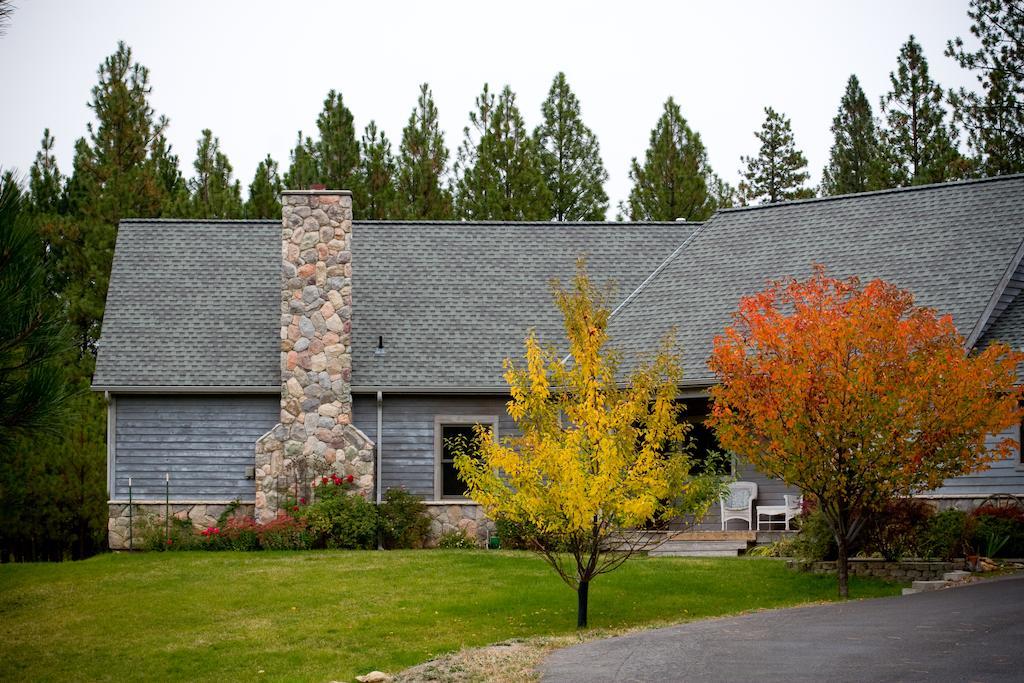 Idahome Bed And Breakfast Post Falls Bagian luar foto