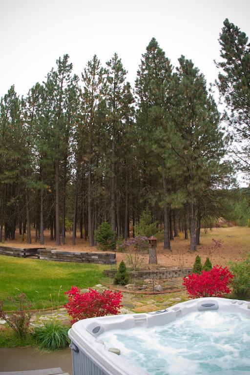 Idahome Bed And Breakfast Post Falls Bagian luar foto