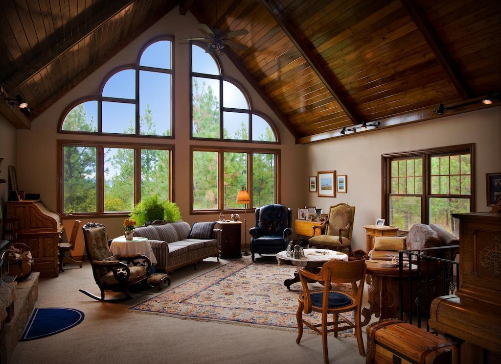 Idahome Bed And Breakfast Post Falls Bagian luar foto