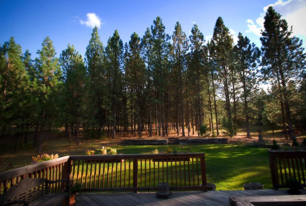 Idahome Bed And Breakfast Post Falls Bagian luar foto